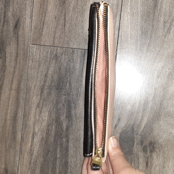 Fossil Wallet - Picture 4 of 4